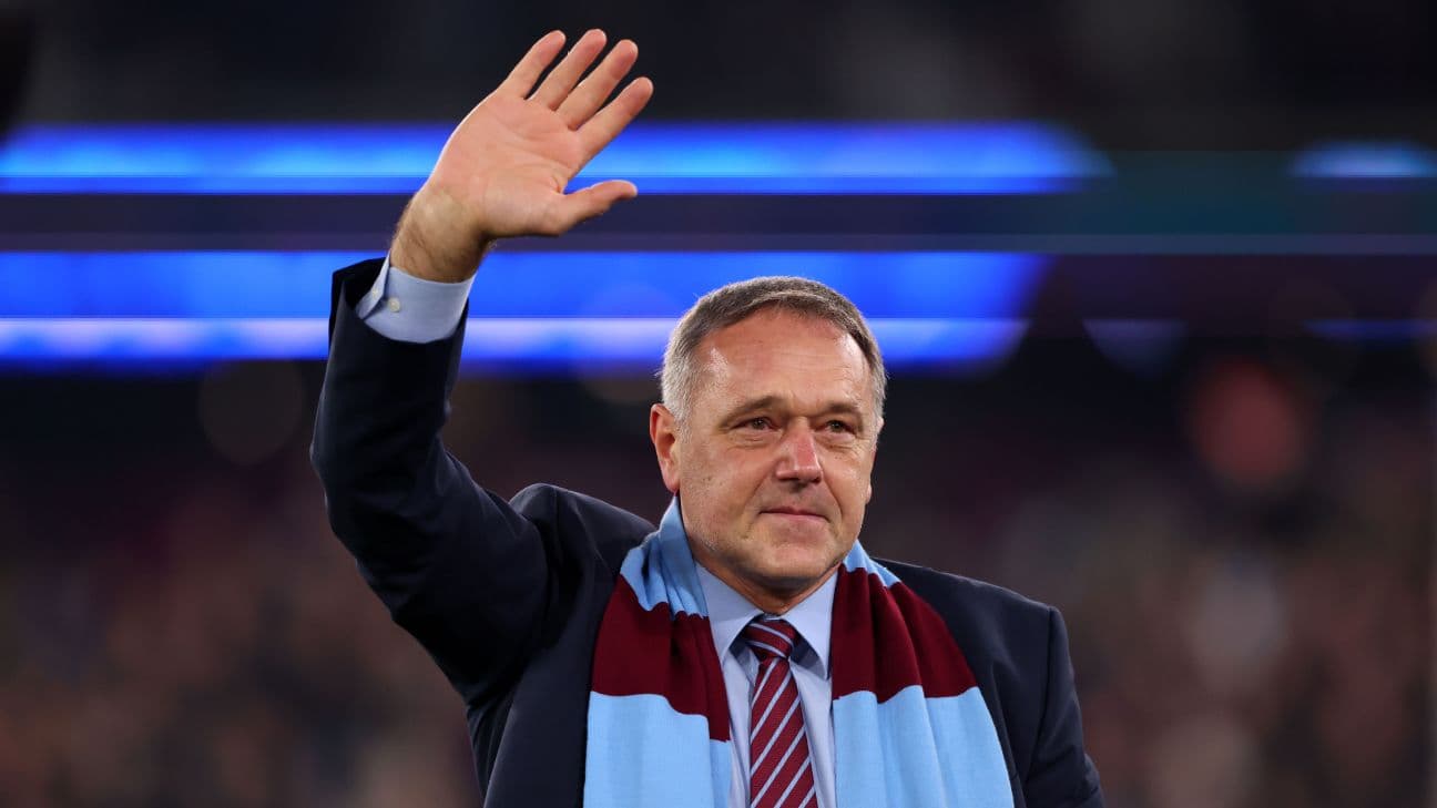 West Ham grieves Luděk Mikloško, keeper who defined the 90s